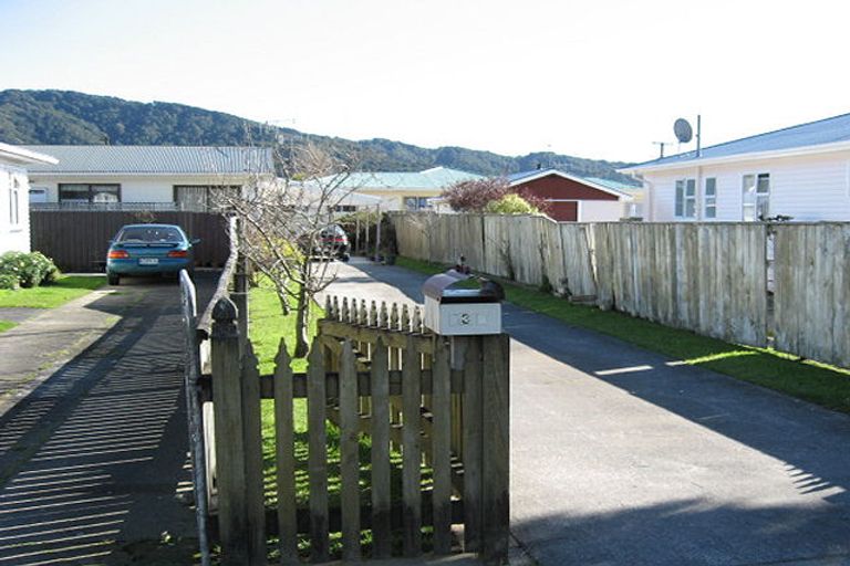 Photo of property in 83b Moohan Street, Wainuiomata, Lower Hutt, 5014