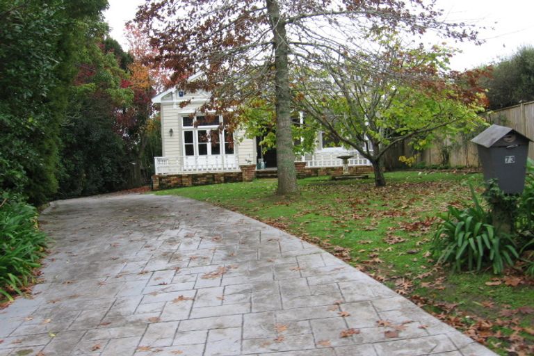 Photo of property in 73 Rame Road, Greenhithe, Auckland, 0632