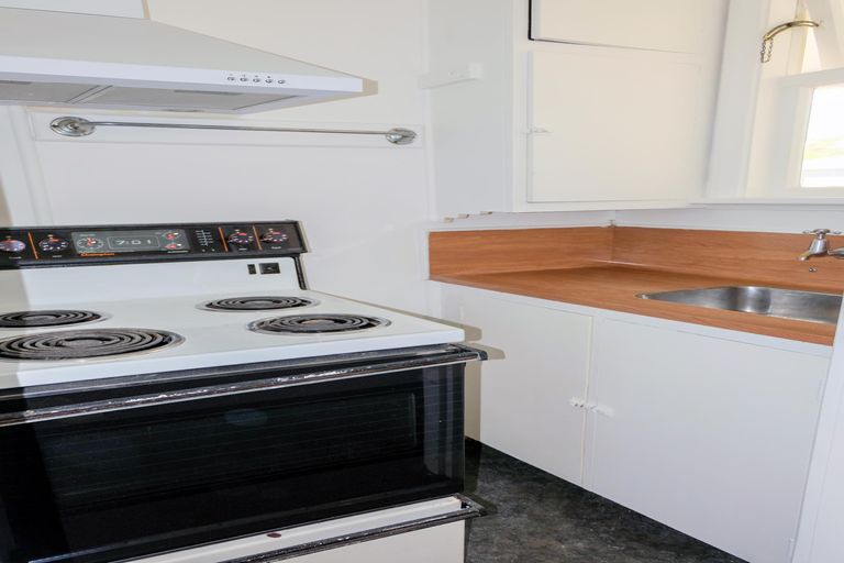 Photo of property in 1-3b Robertson Street, Oamaru North, Oamaru, 9400