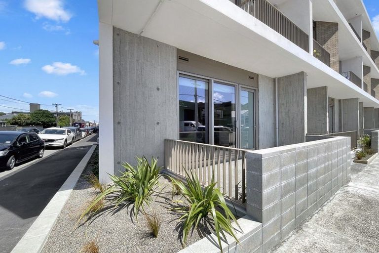 Photo of property in Vela Apartments, 6/2g Campbell Terrace, Petone, Lower Hutt, 5012