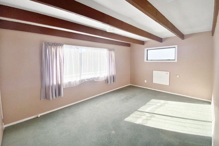 Photo of property in 84b Manuka Street, Castlecliff, Whanganui, 4501