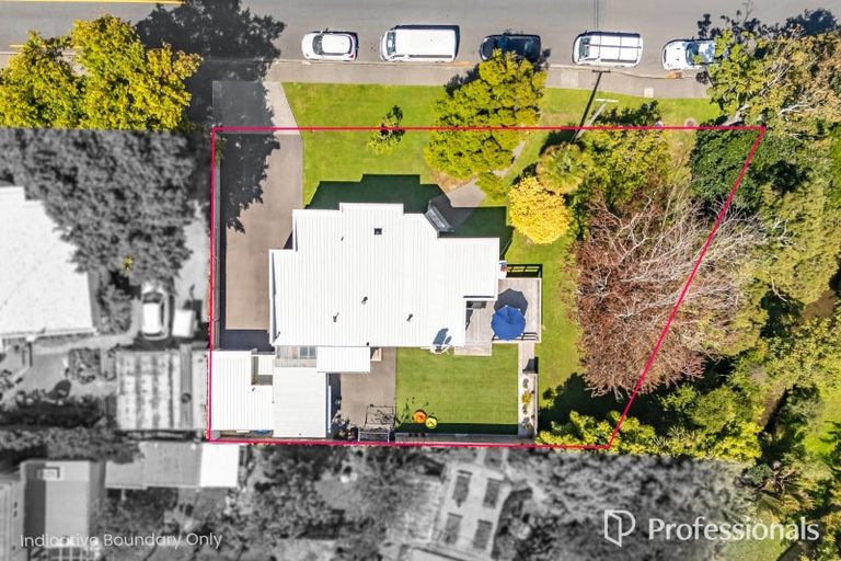 Photo of property in 51 Rossiter Avenue, Waterloo, Lower Hutt, 5011