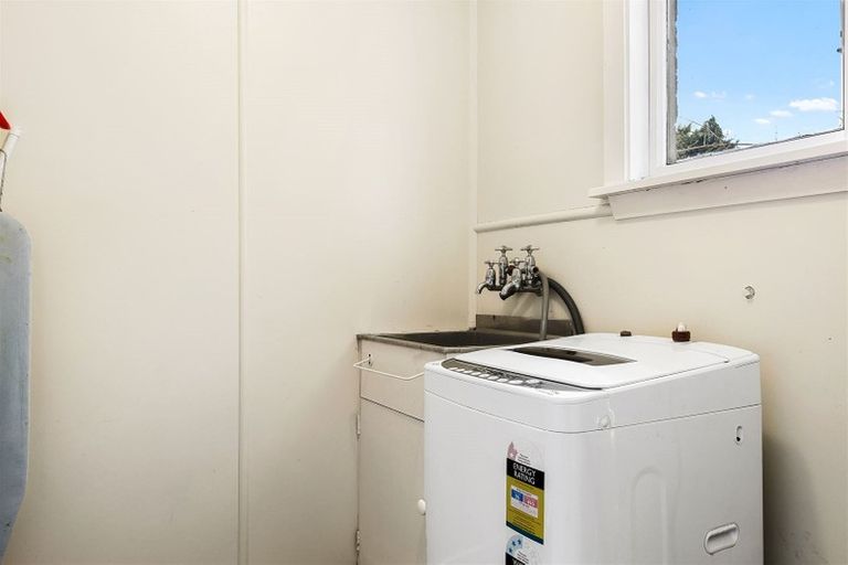 Photo of property in 12 Greenhurst Street, Sockburn, Christchurch, 8042