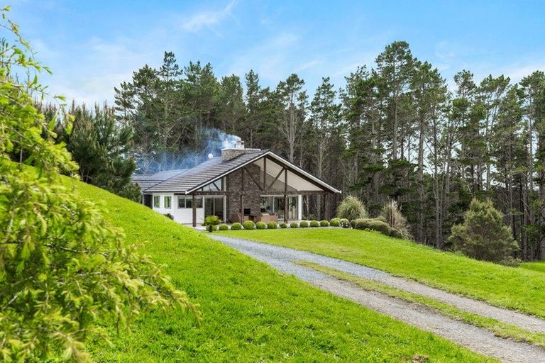 Photo of property in 132b Dormer Road, Waitoki, Helensville, 0875