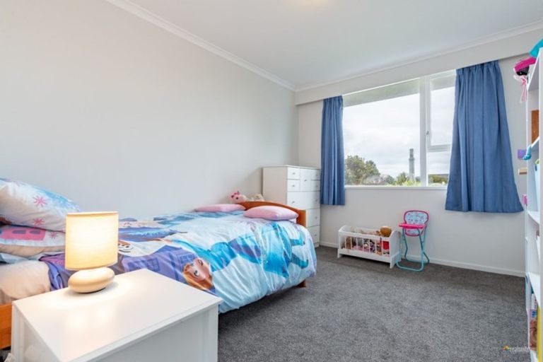 Photo of property in 14 Miro Street, Eastbourne, Lower Hutt, 5013