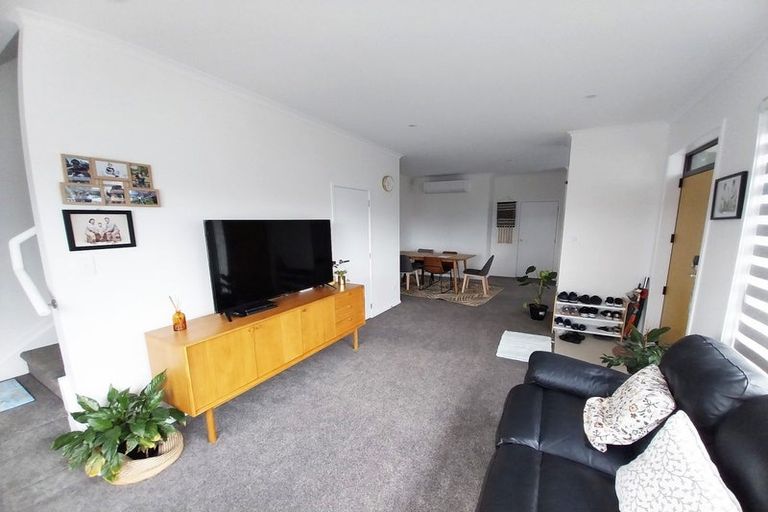 Photo of property in 3 David Carnegie Road, Hobsonville, Auckland, 0616