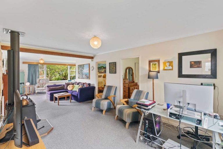 Photo of property in 3205 South Head Road, South Head, Helensville, 0874
