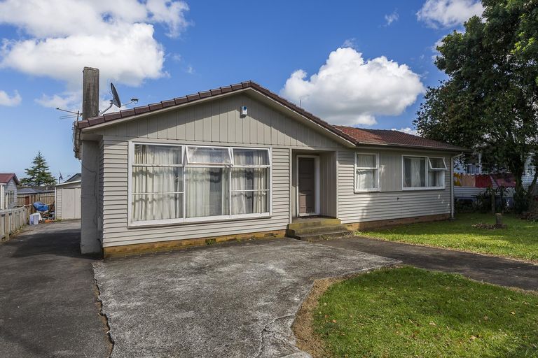 Photo of property in 136 Rowandale Avenue, Manurewa, Auckland, 2102