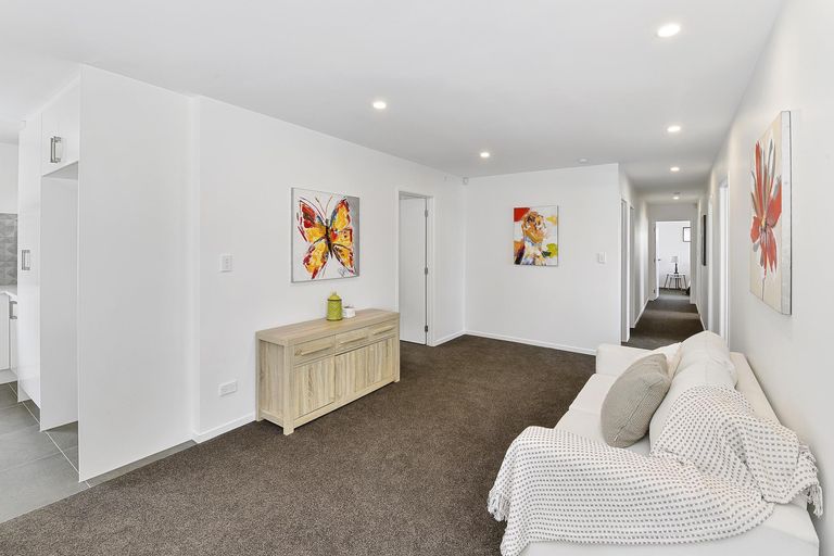 Photo of property in 24 Tawhiti Road, Pukekohe, 2120