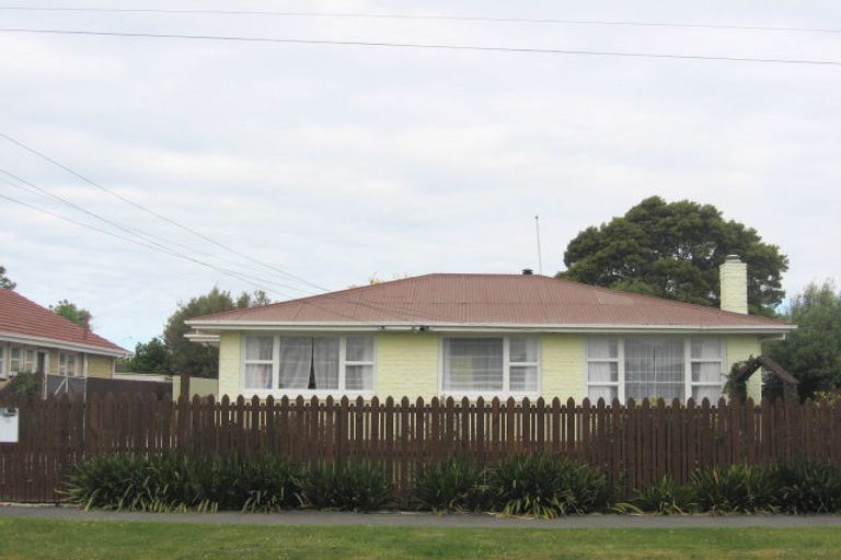 Photo of property in 10 Colesbury Street, Bishopdale, Christchurch, 8053