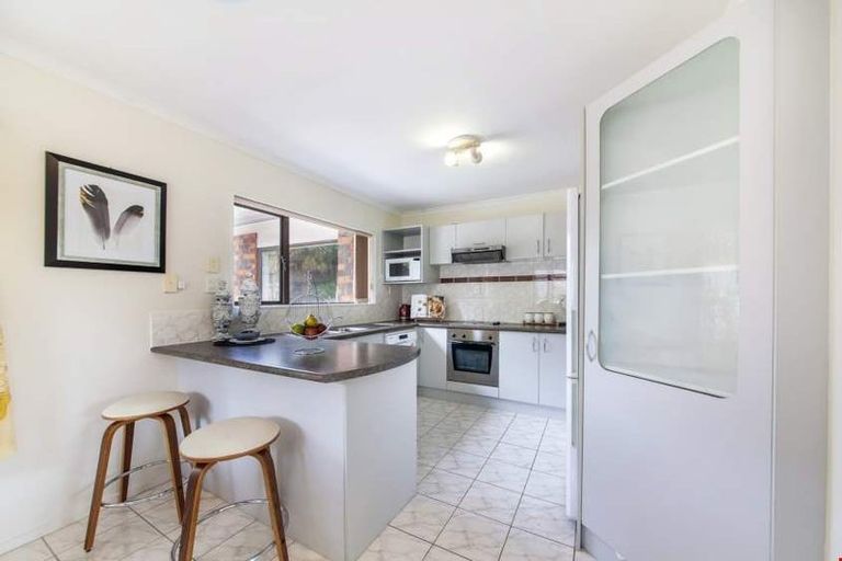 Photo of property in 28 Brookwood Drive, Henderson, Auckland, 0612