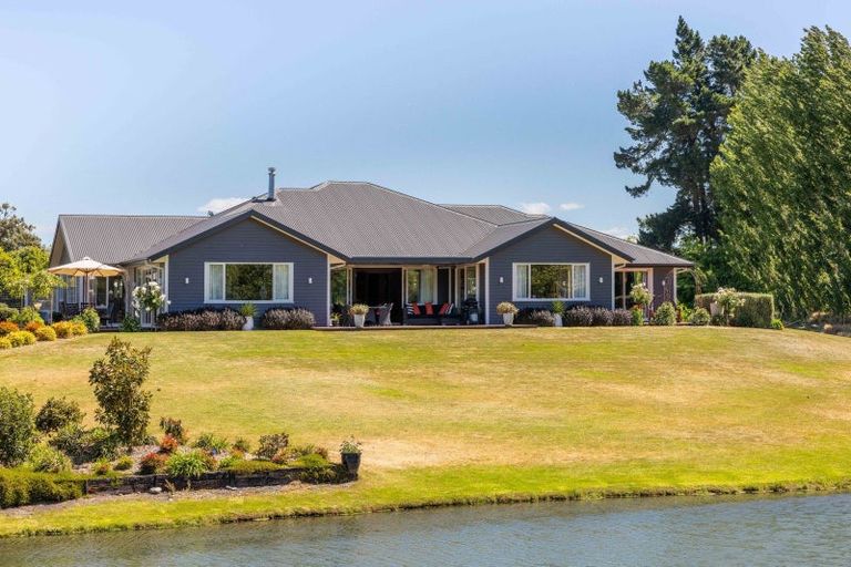 Photo of property in 10 Burntwood Lane, Pegasus, 7612