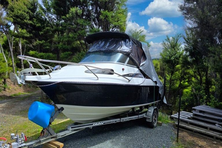 Photo of property in 17 Woods Ridge Road, Kawau Island, 0920