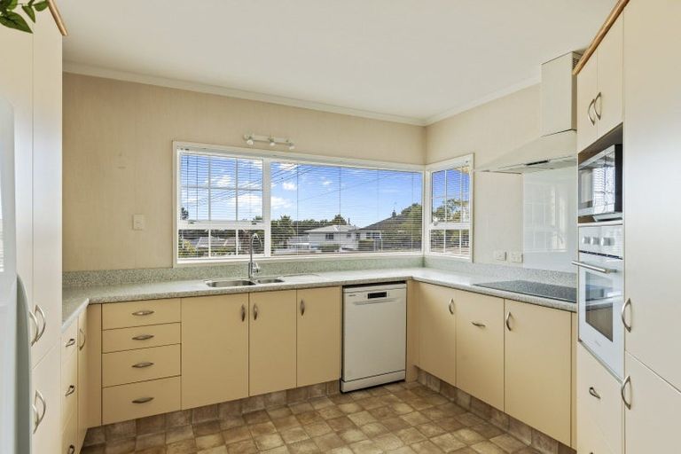 Photo of property in 188 Mangorei Road, Merrilands, New Plymouth, 4312