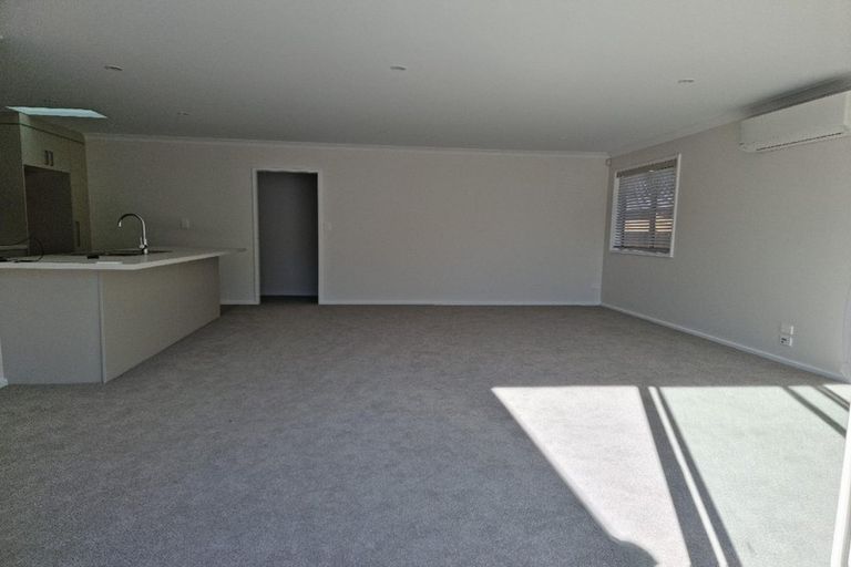 Photo of property in 52a Queen Road, Bellevue, Tauranga, 3110
