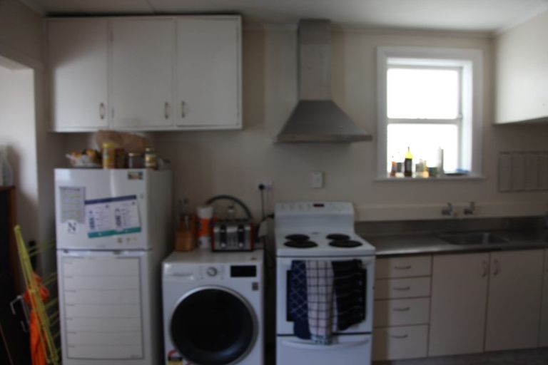 Photo of property in 14 Bidwill Street, Mount Cook, Wellington, 6021