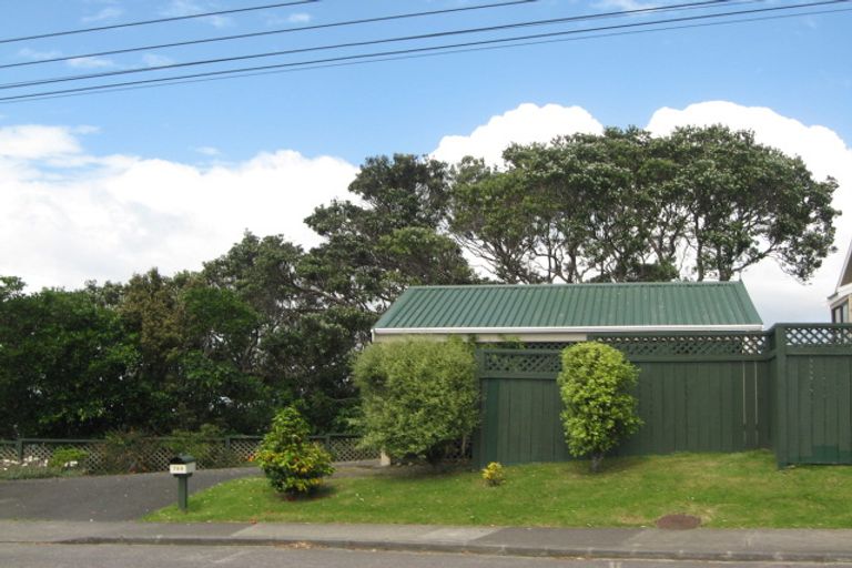 Photo of property in 789 Whangaparaoa Road, Manly, Whangaparaoa, 0930