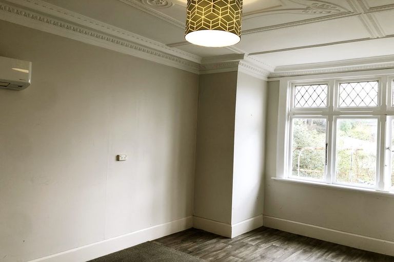 Photo of property in 4 Macbeth Street, Caversham, Dunedin, 9012