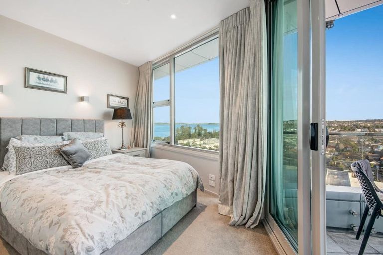 Photo of property in 1111/11 Tamariki Avenue, Kelston, Auckland, 0602