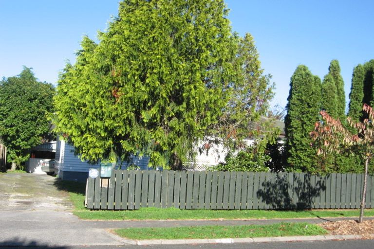 Photo of property in 45 Sunlands Drive, Manurewa, Auckland, 2102