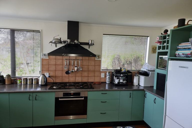 Photo of property in 39a Baroda Street, Khandallah, Wellington, 6035