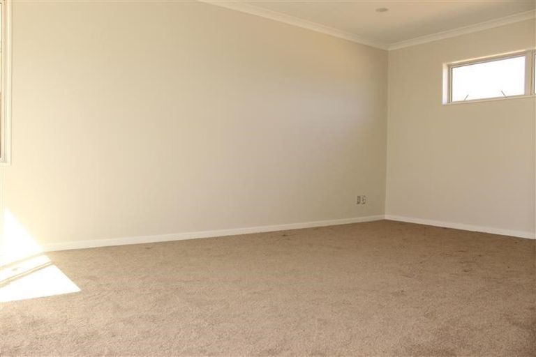 Photo of property in 18 Paso Fino Crescent, Karaka, Papakura, 2113