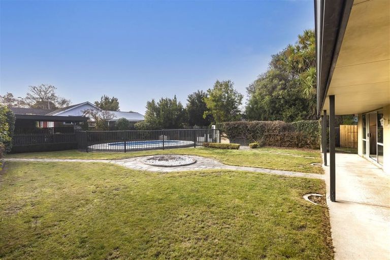 Photo of property in 9c Quinton Place, Bishopdale, Christchurch, 8053