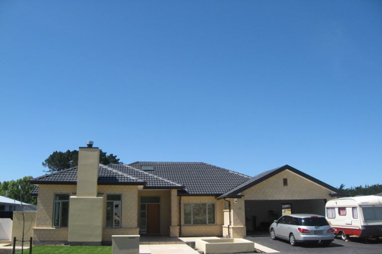 Photo of property in 31 Pentonville Close, Westmorland, Christchurch, 8025