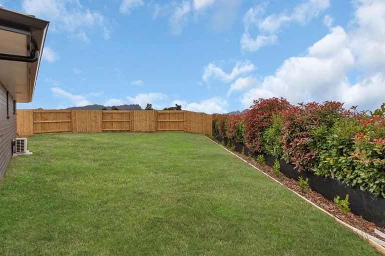 Photo of property in 15 Te Taniwha Road, One Tree Point, 0118