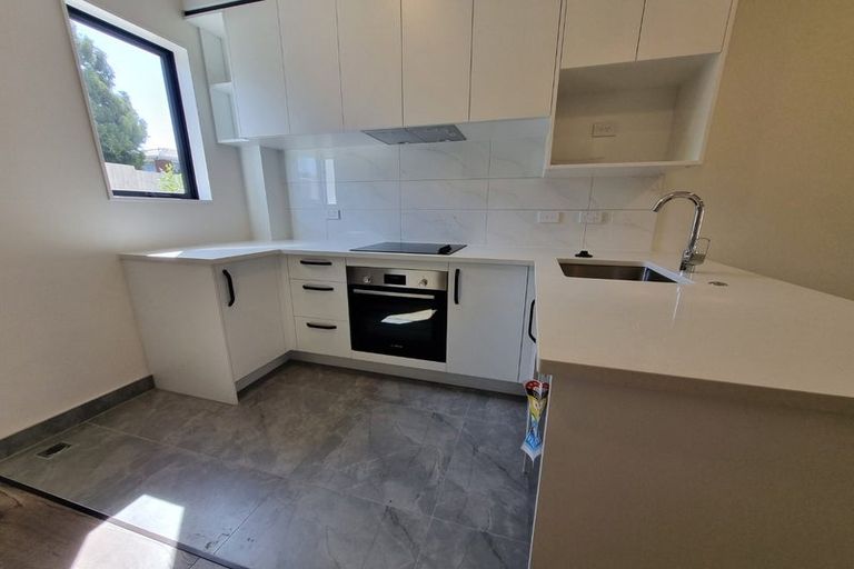 Photo of property in 11/241 Don Buck Road, Massey, Auckland, 0614
