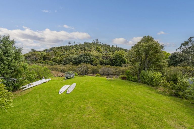 Photo of property in 4 Riverview Road, Cooks Beach, Whitianga, 3591