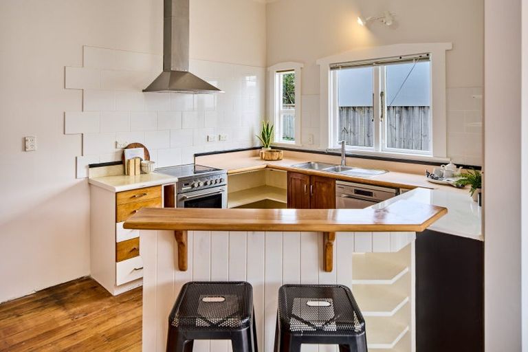 Photo of property in 44 Copeland Street, Hutt Central, Lower Hutt, 5011