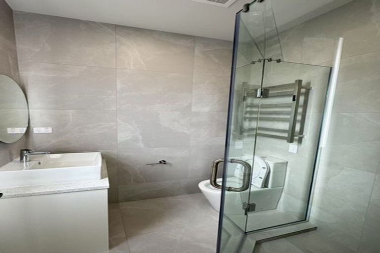 Photo of property in 5 Ritetai Street, Clarks Beach, 2122