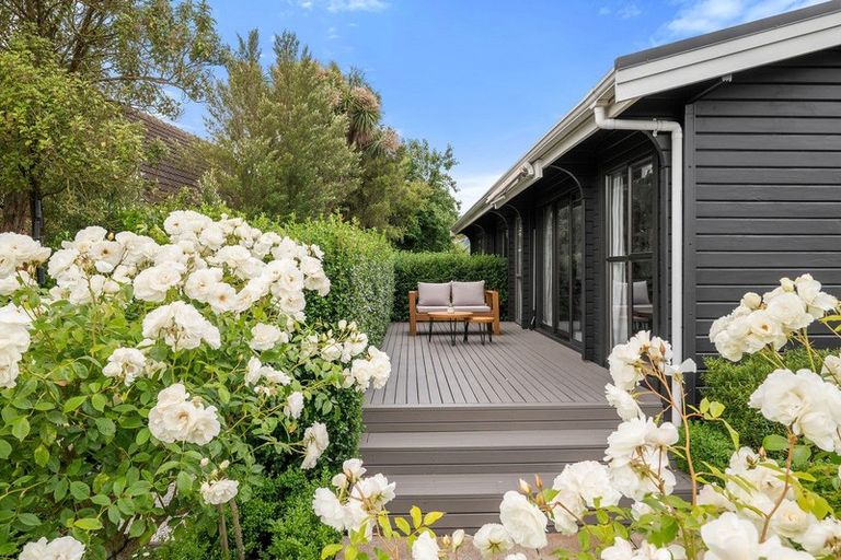 Photo of property in 19 Fernbrook Place, Mairehau, Christchurch, 8013