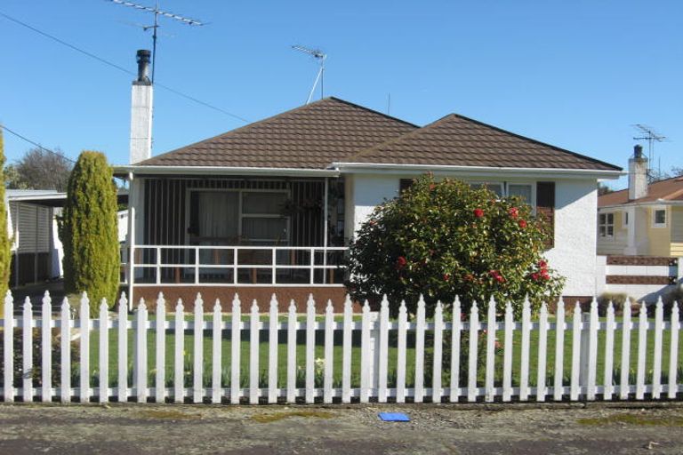 Photo of property in 35 Clifton Avenue, Carterton, 5713