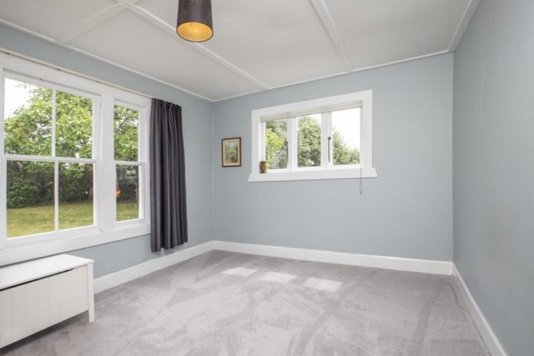 Photo of property in 31 Otawa Drive, West Taratahi, Masterton, 5887