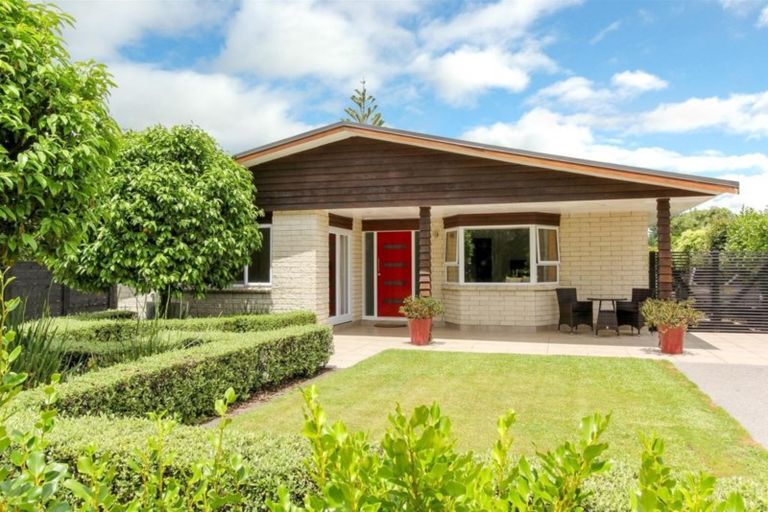 Photo of property in 20 Patterson Road, Hurworth, New Plymouth, 4371