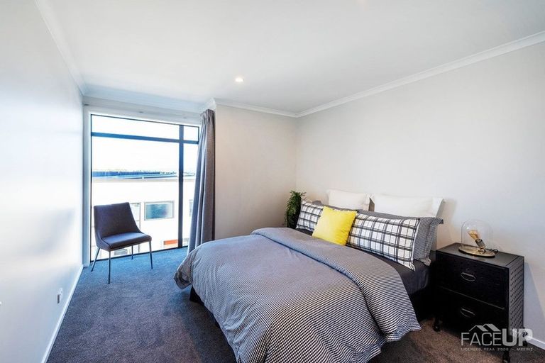 Photo of property in 75 Glidepath Road, Hobsonville, Auckland, 0616