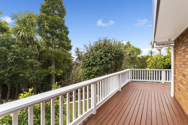 Photo of property in 14 Rhinevale Close, Henderson, Auckland, 0612