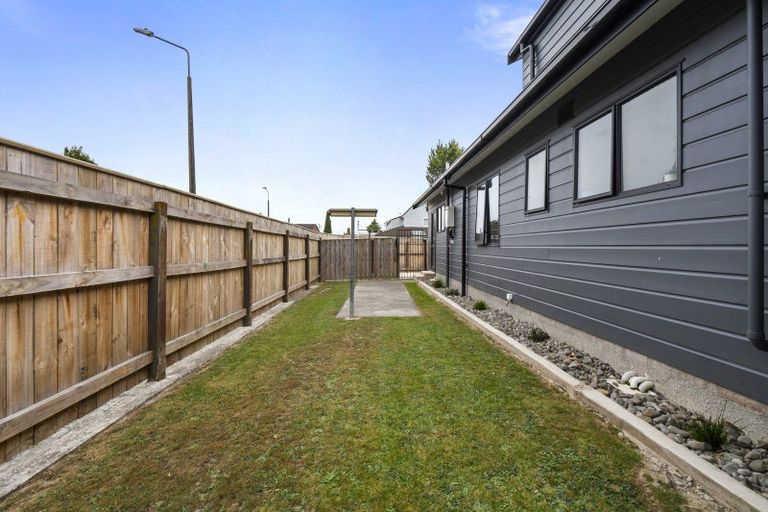 Photo of property in 12 Jefferson Crescent, Milson, Palmerston North, 4414