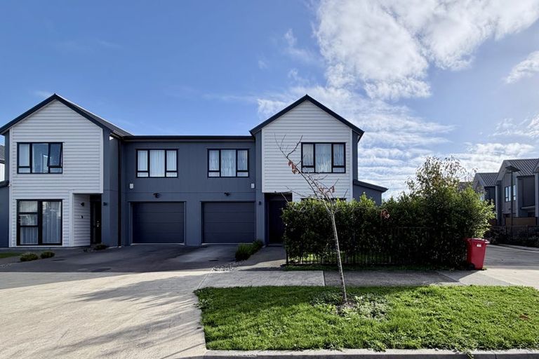 Photo of property in 17 Babos Avenue, Kumeu, 0810