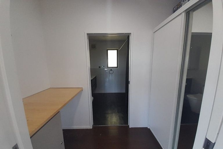 Photo of property in 32 Woodvale Grove, Fairfield, Lower Hutt, 5011