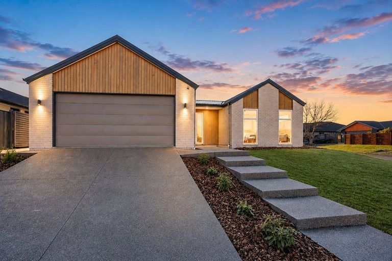 Photo of property in 64 Tutaipatu Avenue, Pegasus, 7612