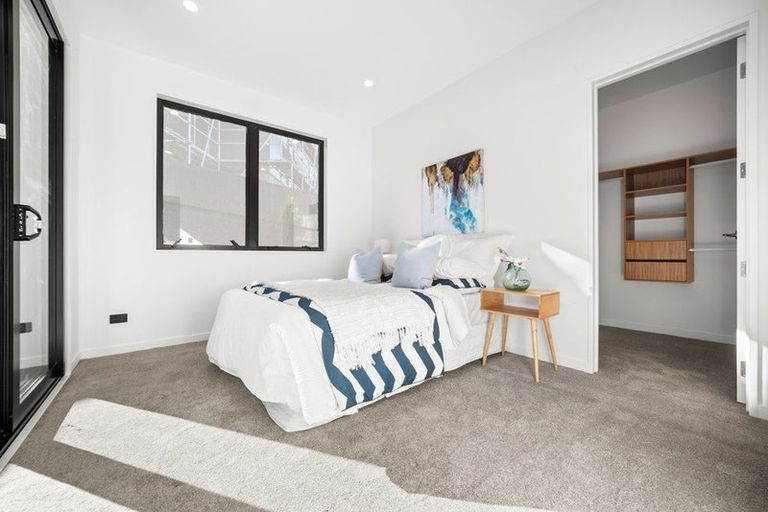 Photo of property in 24 Streamview Way, Long Bay, Auckland, 0630