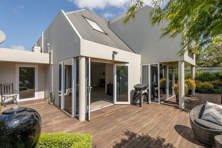 Photo of property in 79b Leinster Road, Merivale, Christchurch, 8014