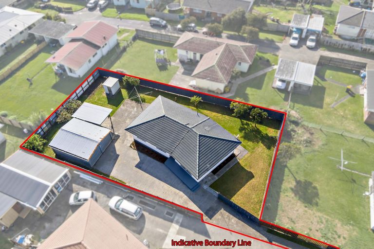 Photo of property in 36 Cranmere Crescent, Mangere East, Auckland, 2024