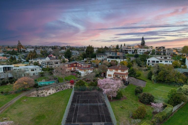 Photo of property in 148 Lake Crescent, Hamilton Lake, Hamilton, 3204