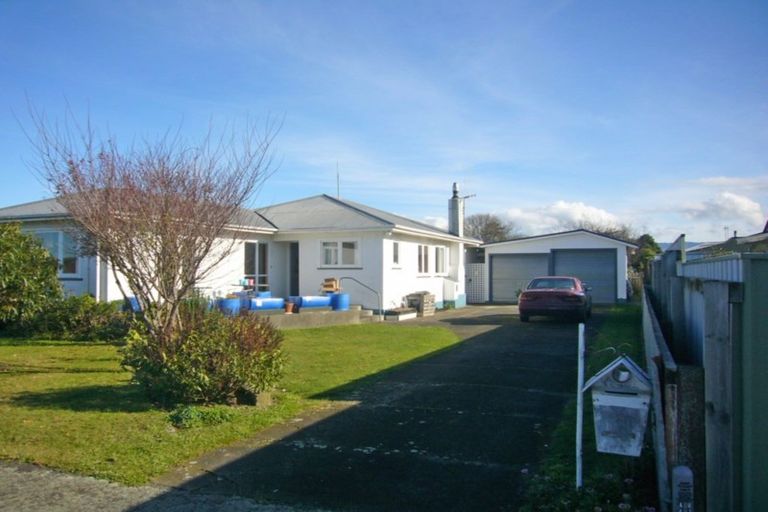 Photo of property in 16 George Street, Dannevirke, 4930