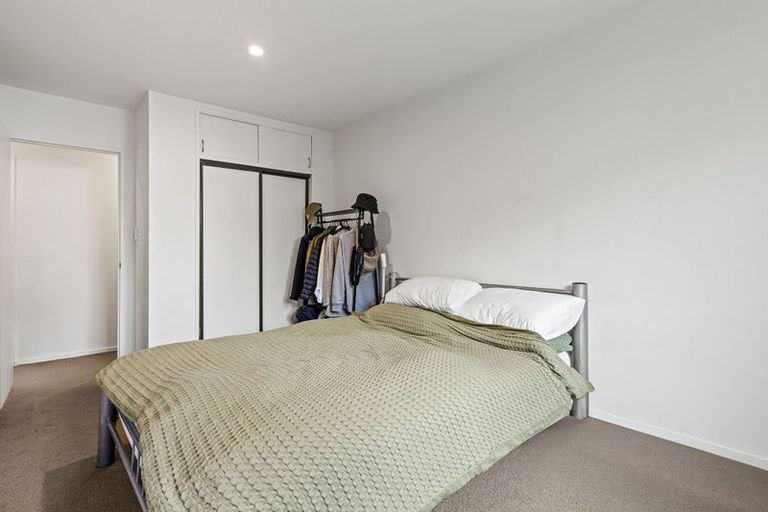 Photo of property in 2/60a Somme Street, St Albans, Christchurch, 8014