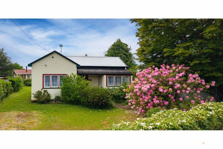 Photo of property in 38 Mill Road, Waimate, 7924